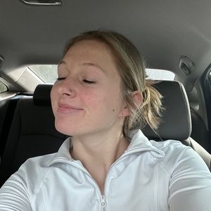 Meet your Posher, Alyssa